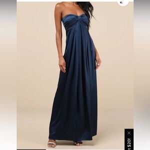 Elegant Navy Blue Evening Gown